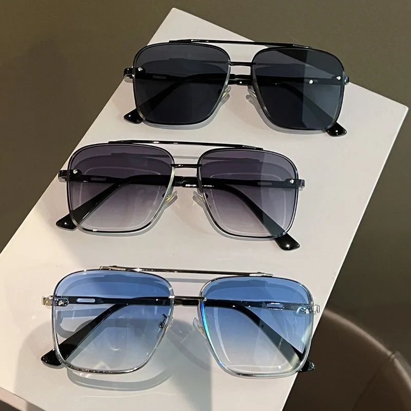 Belanova FashionSquare Metal