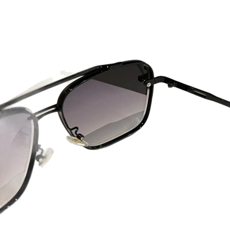 Belanova FashionSquare Metal