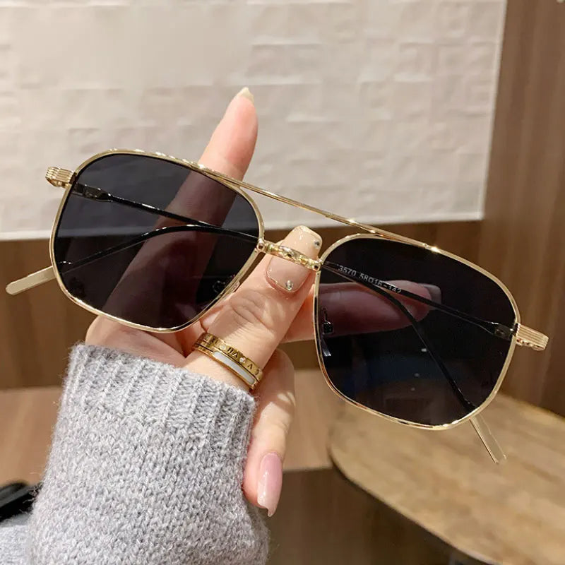Fashion Women's Sunglasses 2026 Luxury Metal Trendy Eyewear Brand Design Vintage Men's Square Sunglasses Mirror